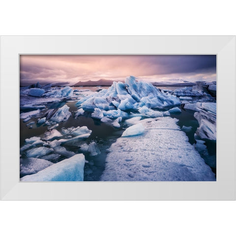 Calm White Modern Wood Framed Art Print by Queverenislandia.Es