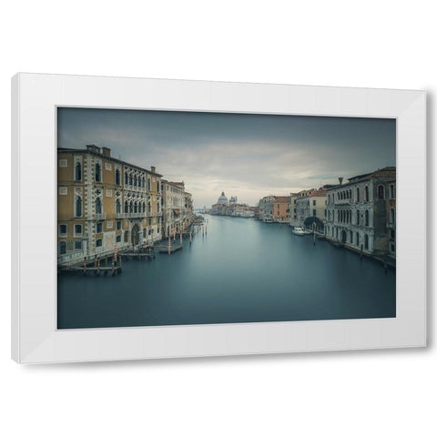 A Broken Frame White Modern Wood Framed Art Print by De Franzoni, Thomas