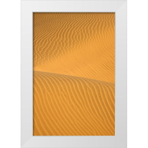 kavir abuzid White Modern Wood Framed Art Print by Farhadsehat