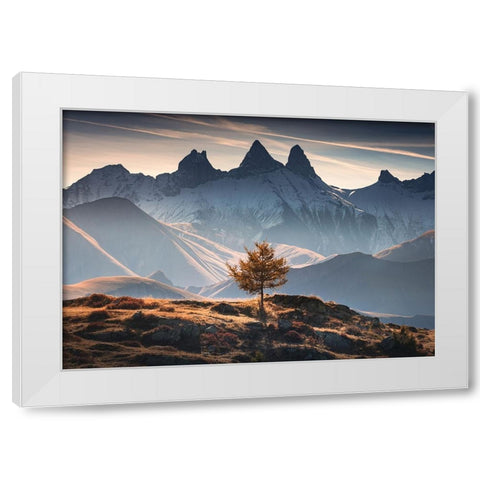 The Needles V White Modern Wood Framed Art Print by Nienartowicz, Karol