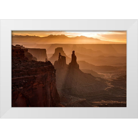 Island in the Sky White Modern Wood Framed Art Print by Ling, Ariel