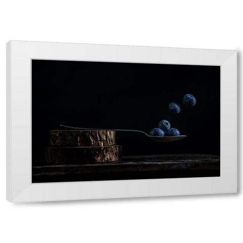 blueberies White Modern Wood Framed Art Print by Gritzmann, Katarzyna