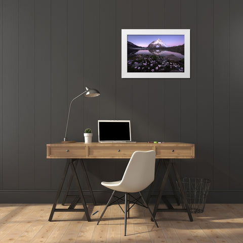 Dawn White Modern Wood Framed Art Print by Hao, Damon