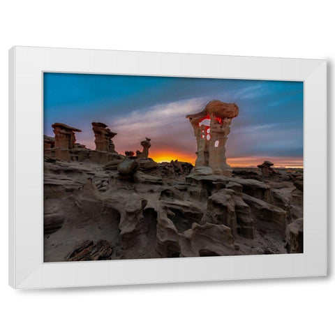 Dream Of The Valley White Modern Wood Framed Art Print by Shi, Mei