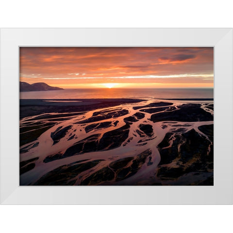 Into The Sea White Modern Wood Framed Art Print by Dou, Shenshen