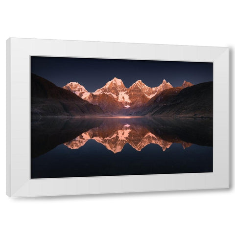 Mirror Lake White Modern Wood Framed Art Print by Nienartowicz, Karol
