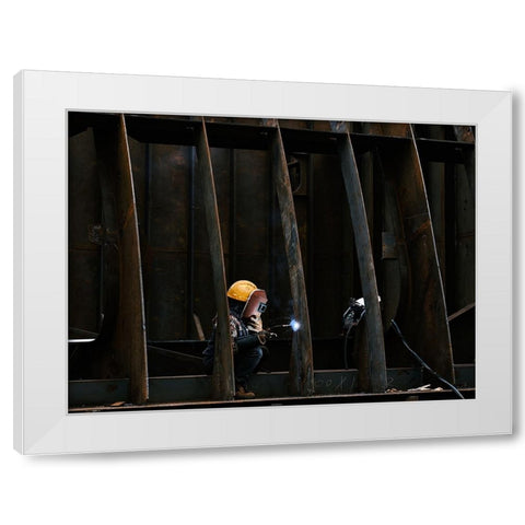 CÂ”MaÂŠUcÂ„ÂŠAeÂœO White Modern Wood Framed Art Print by Lingyao.Zhang