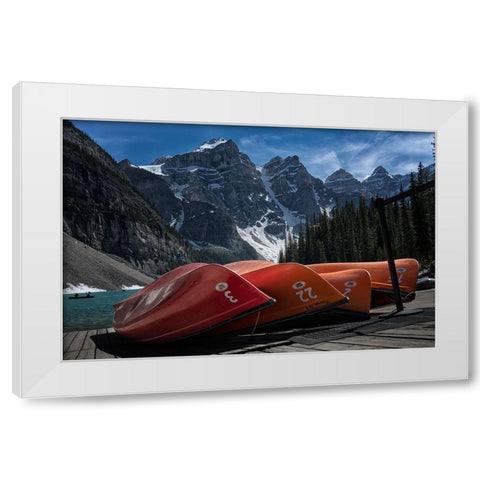 Four peaks White Modern Wood Framed Art Print by Gong, Yanyan