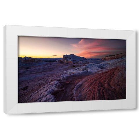 White Pocket In Arizona White Modern Wood Framed Art Print by Huang, Johnson