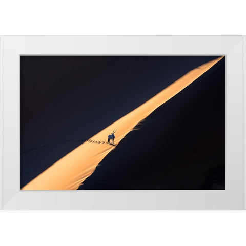 Oryx In The Desert White Modern Wood Framed Art Print by Li, Min