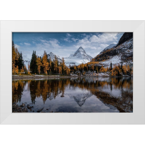 Sunburst Lake White Modern Wood Framed Art Print by Wei, Willa