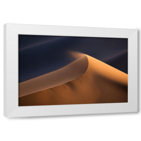 Sand Wave White Modern Wood Framed Art Print by Liao, Yuhan