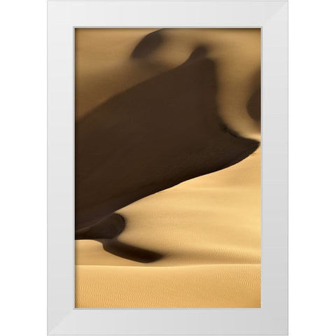 Desert White Modern Wood Framed Art Print by Karimi, Arash
