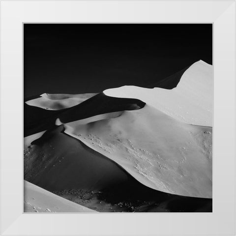 Abstract Dunes White Modern Wood Framed Art Print by Guillemot, Mathilde