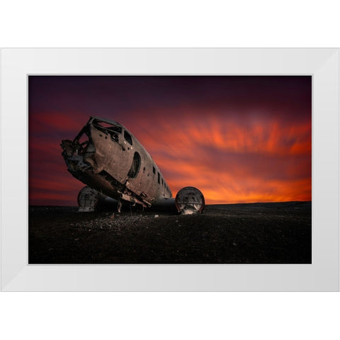 The Dakota Beach White Modern Wood Framed Art Print by Eric, Schaeffer