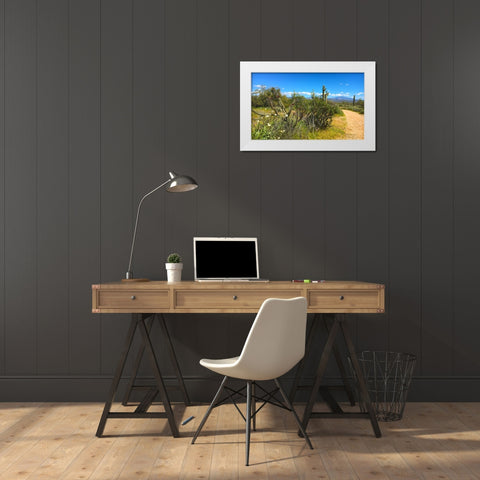 FourPeaks White Modern Wood Framed Art Print by Tenoever, William