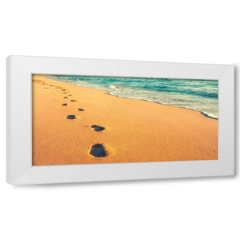 USA, Hawaii, Kauai, Kapaa, be White Modern Wood Framed Art Print by Plank, Savanah