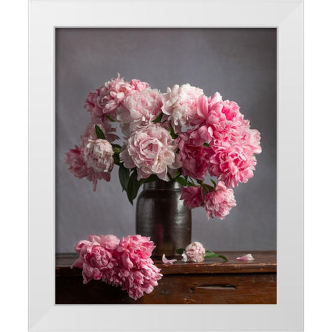 Ruffles and Layers White Modern Wood Framed Art Print by Maclean, Leah