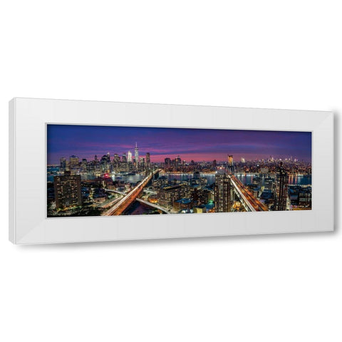 Manhattan skyline during beautiful sunset White Modern Wood Framed Art Print by D MÃ¸rkeberg, Thomas
