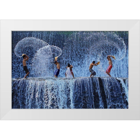 Playing with splash White Modern Wood Framed Art Print by Muliani Hartojo, Angela