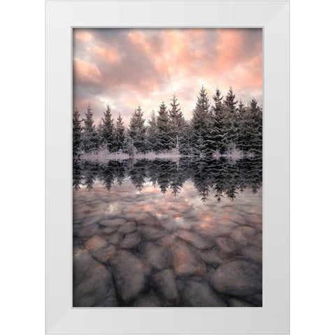 Melting White Modern Wood Framed Art Print by Lindsten, Christian