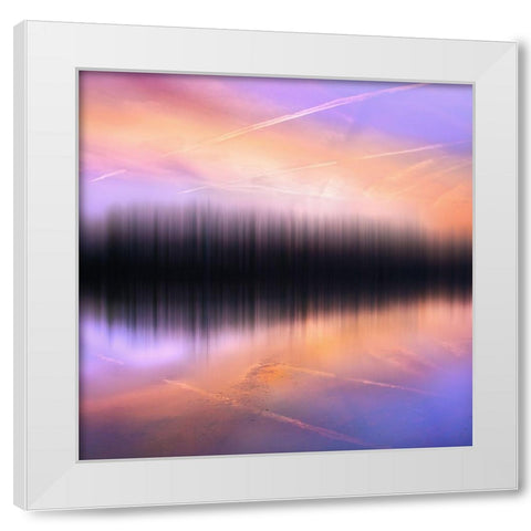 Lejos en el reino de los sueApos III White Modern Wood Framed Art Print by Rodriguez, Chus