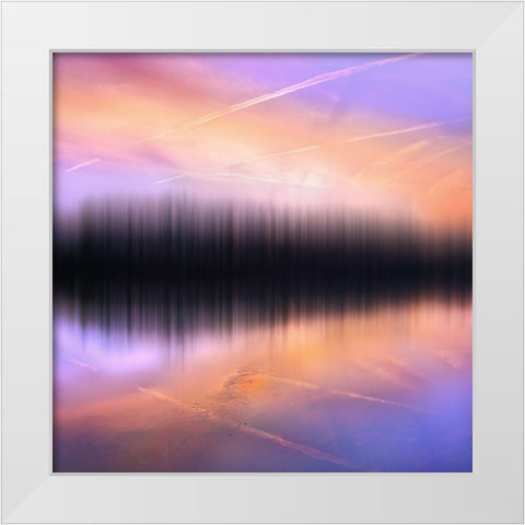 Lejos en el reino de los sueApos III White Modern Wood Framed Art Print by Rodriguez, Chus