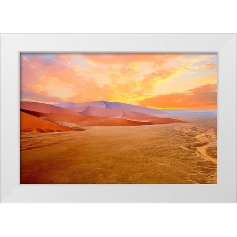 Sossusvlei White Modern Wood Framed Art Print by Hillert, Peter